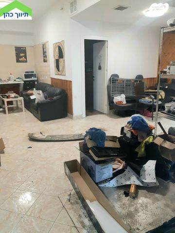 אולמות, המרכבה, אזור תעשיה ב, חולון