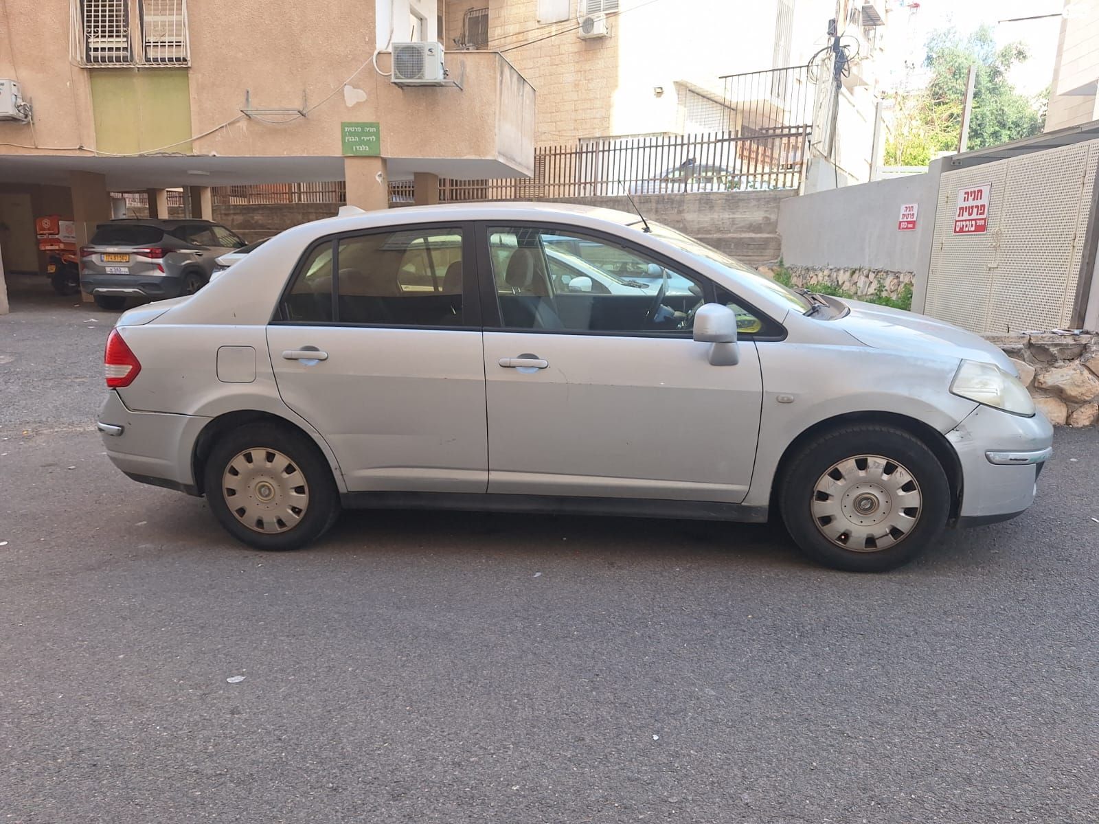 מודעת רכב ניסאן טידה