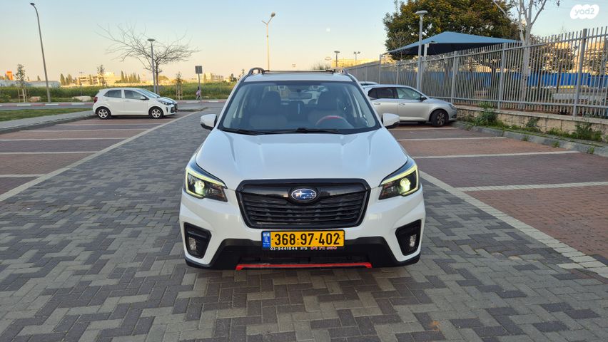 סובארו פורסטר