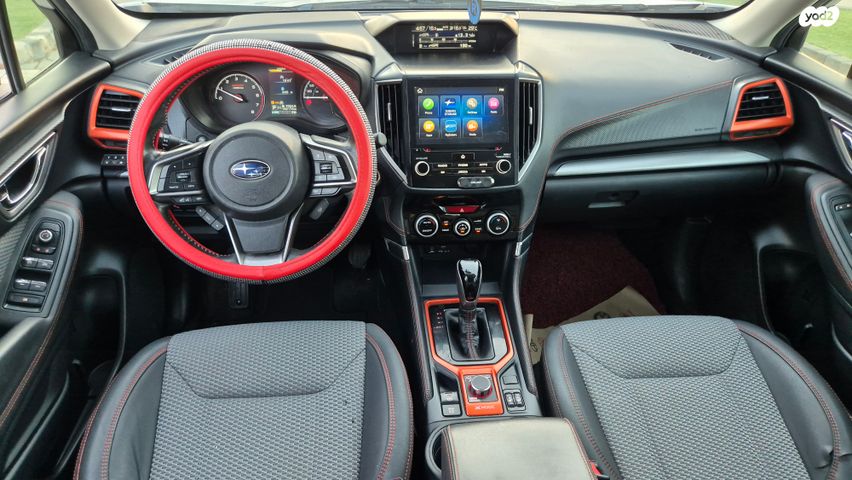 סובארו פורסטר