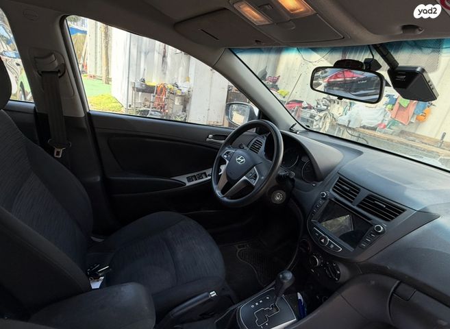 יונדאי אקסנט i25