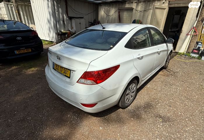 יונדאי אקסנט i25