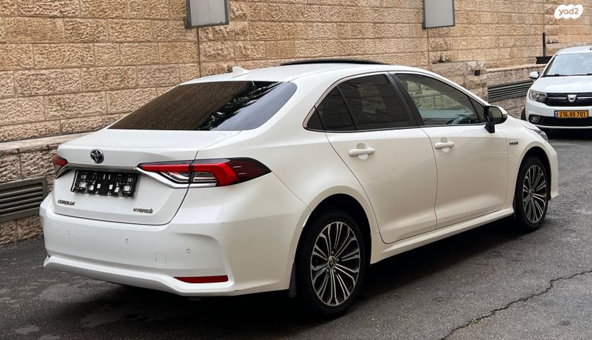 טויוטה קורולה