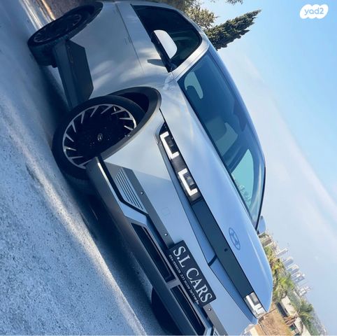 יונדאי איוניק 5