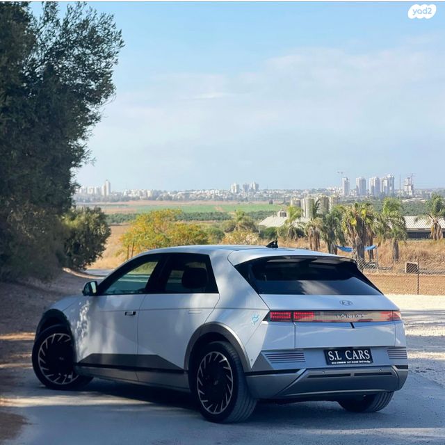 יונדאי איוניק 5