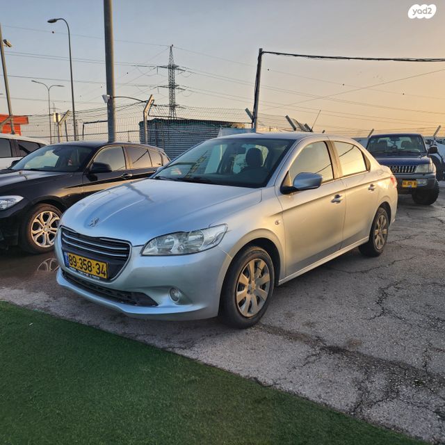 מודעת רכב פיג'ו 301