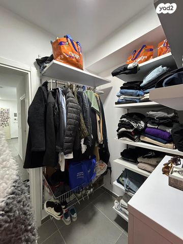 דירת גן, לאה גולדברג 6, גדרה מזרח, גדרה