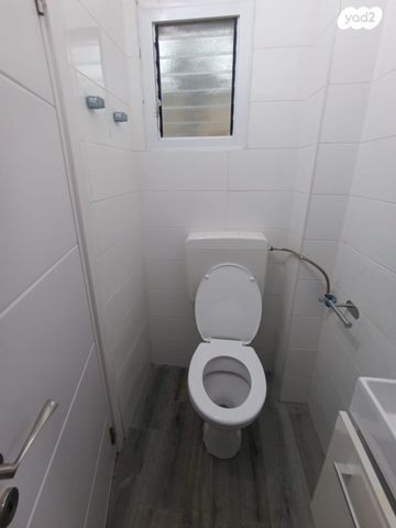 יחידת דיור, גיורא 19, צור שלום, קרית ביאליק