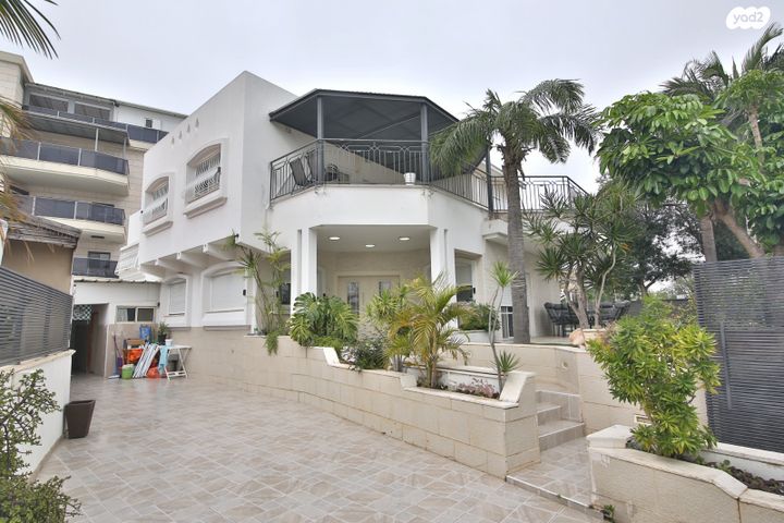 בית פרטי/ קוטג', מרכז העיר, קרית אתא