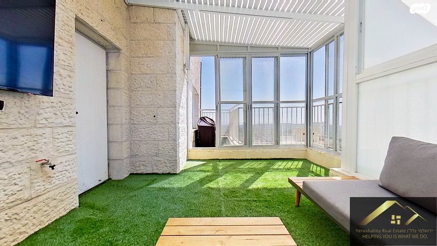 גג/ פנטהאוז, סול ליפצין, חומת שמואל, הר חומה, ירושלים