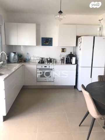 דירה, הקונכייה 1, עיר ימים / הבלוט, אשקלון