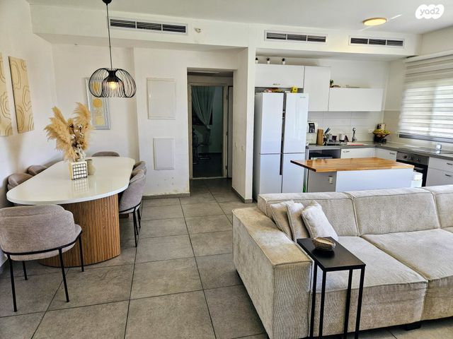 גג/ פנטהאוז, צור הדסה