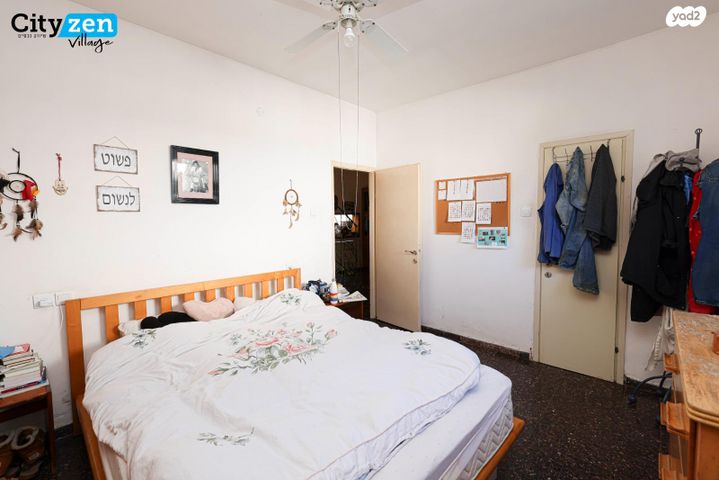 דו משפחתי, הגבעה, הגבעה, אבן יהודה