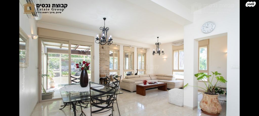 דירת גן, טשרניחובסקי, כרמל צרפתי, חיפה