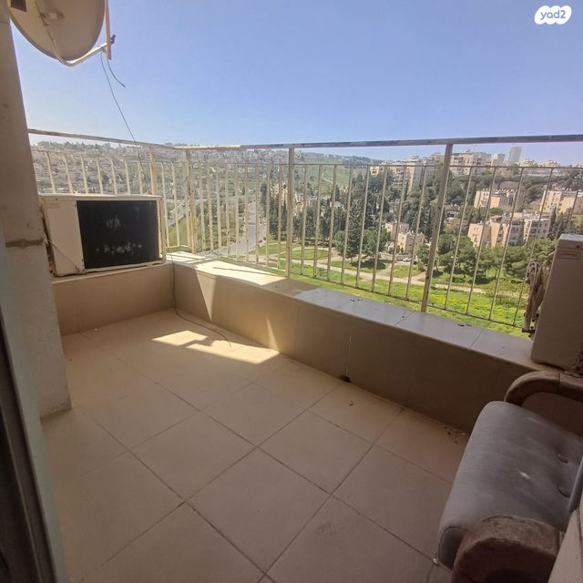 דירה, שלמה בן יוסף, ארמון הנציב, תלפיות מזרח, ירושלים