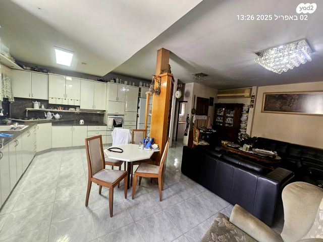 בית פרטי/ קוטג', חולון