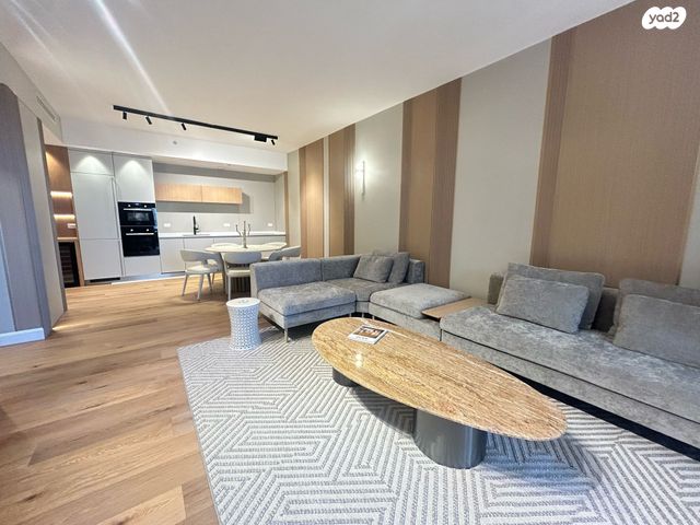 דירה, אחד העם 25, לב תל אביב, לב העיר צפון, תל אביב יפו