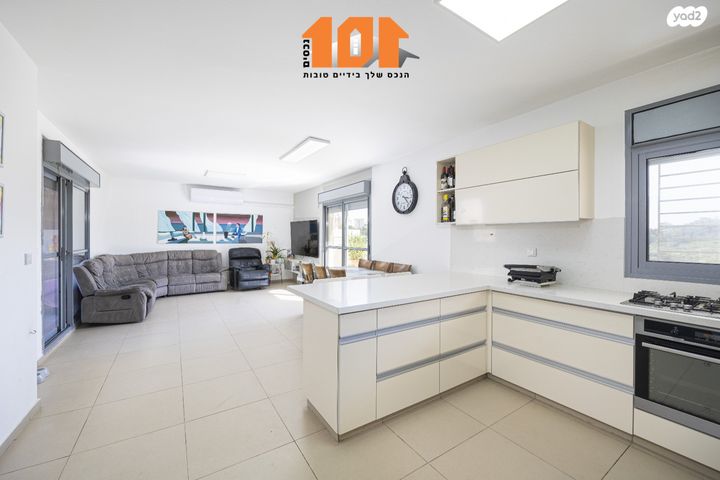 גג/ פנטהאוז, שמחת כהן, ירושלים