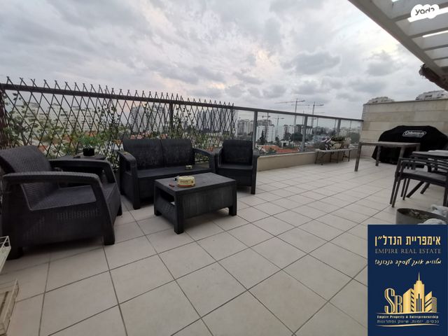 גג/ פנטהאוז, פסגת אונו, קרית אונו