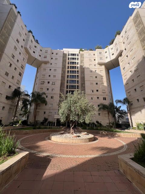 גג/ פנטהאוז, ליבת העיר, יהוד מונוסון