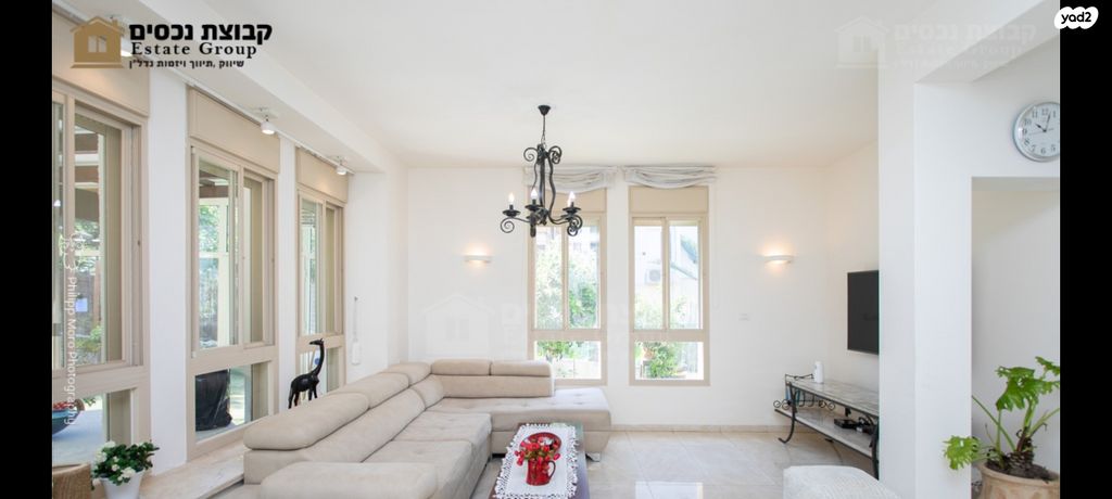 דירת גן, טשרניחובסקי, כרמל צרפתי, חיפה