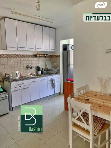 דירה, שאר העיר, חצור הגלילית