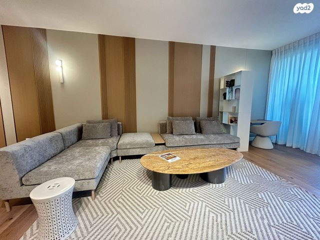 דירה, אחד העם 25, לב תל אביב, לב העיר צפון, תל אביב יפו