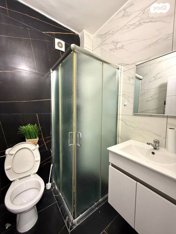 דירה, שלום שבזי 7, נווה פז, חיפה