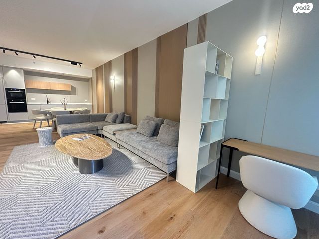 דירה, אחד העם 25, לב תל אביב, לב העיר צפון, תל אביב יפו