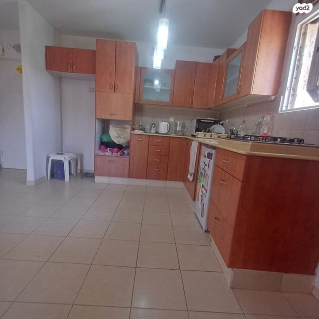 דירה, שלמה בן יוסף, ארמון הנציב, תלפיות מזרח, ירושלים