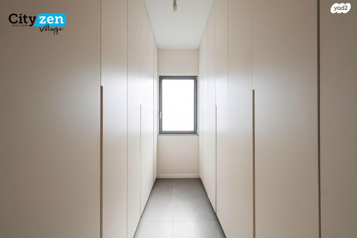 דו משפחתי, התות, 212 מערב, אבן יהודה