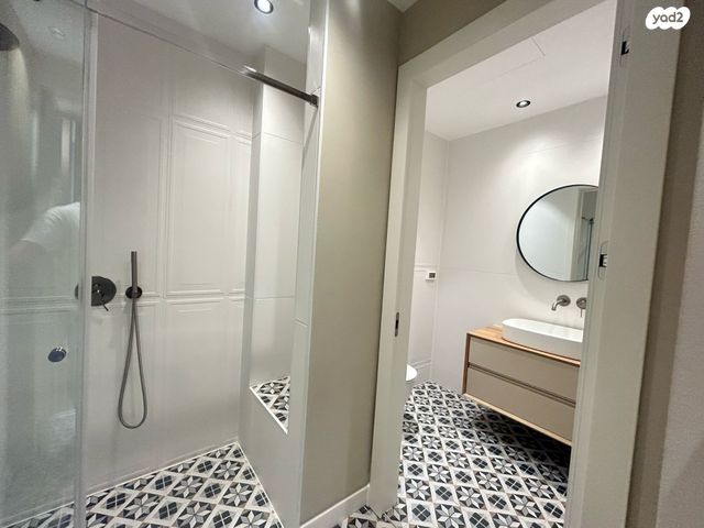 דירה, אחד העם 25, לב תל אביב, לב העיר צפון, תל אביב יפו