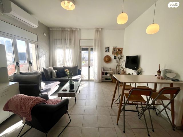 דירה, אלנבי 56, כרם התימנים, תל אביב יפו