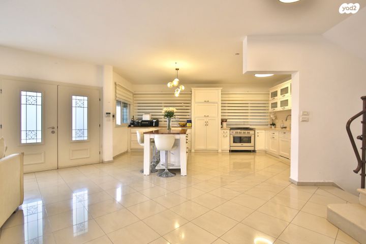 בית פרטי/ קוטג', מרכז העיר, קרית אתא