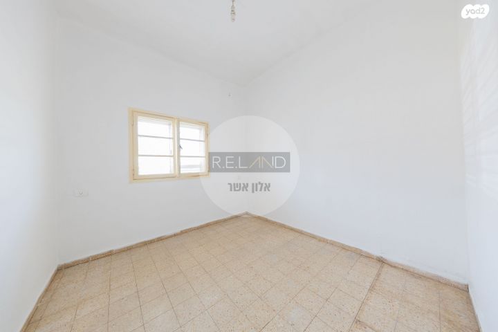 דו משפחתי, אליכין, אליכין