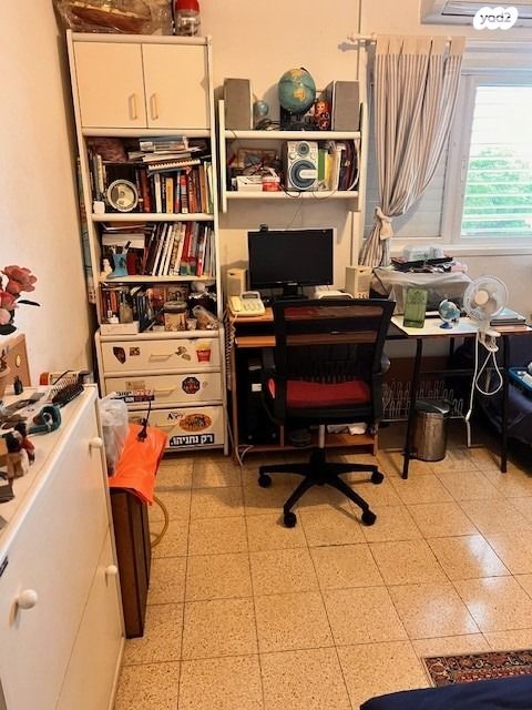 דירה, לוין שמעון זאב, הרצליה