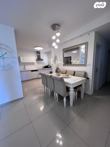 דירה, האתרוג, יפה נוף וגני דן, רמלה