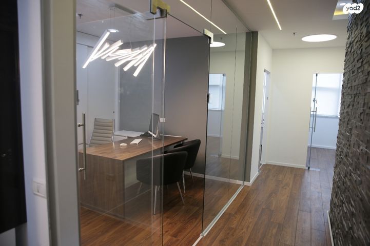 משרדים, שדרות הפלי"ם 2, קרית הממשלה ע"ש רבין, חיפה