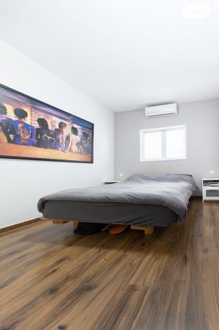 דירה, הצנחנים 4, מגדיאל, הוד השרון