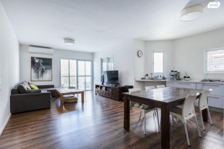 דירה, הצנחנים 4, מגדיאל, הוד השרון