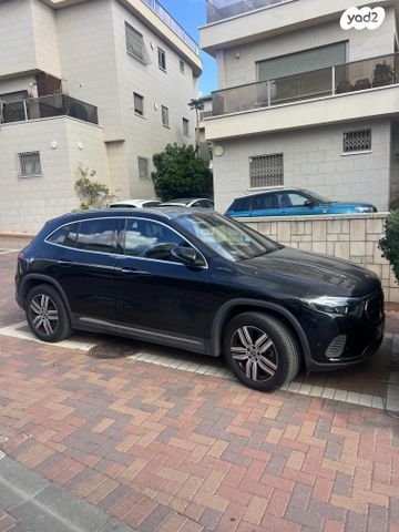 מודעת רכב מרצדס-בנץ EQA
