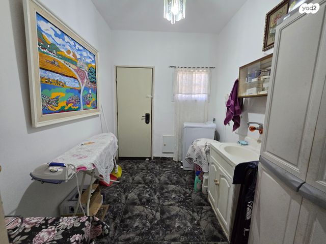 בית פרטי/ קוטג', עין מור 57, שאר העיר, מיתר / כרמית