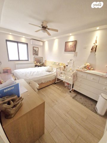 גג/ פנטהאוז, חרמון 30, שכונה ה'-ו', מבשרת ציון