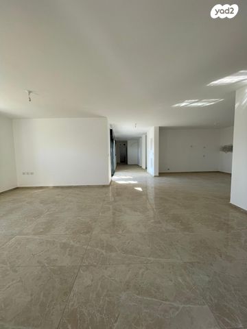 גג/ פנטהאוז, ארגמן, עיר היין, אשקלון