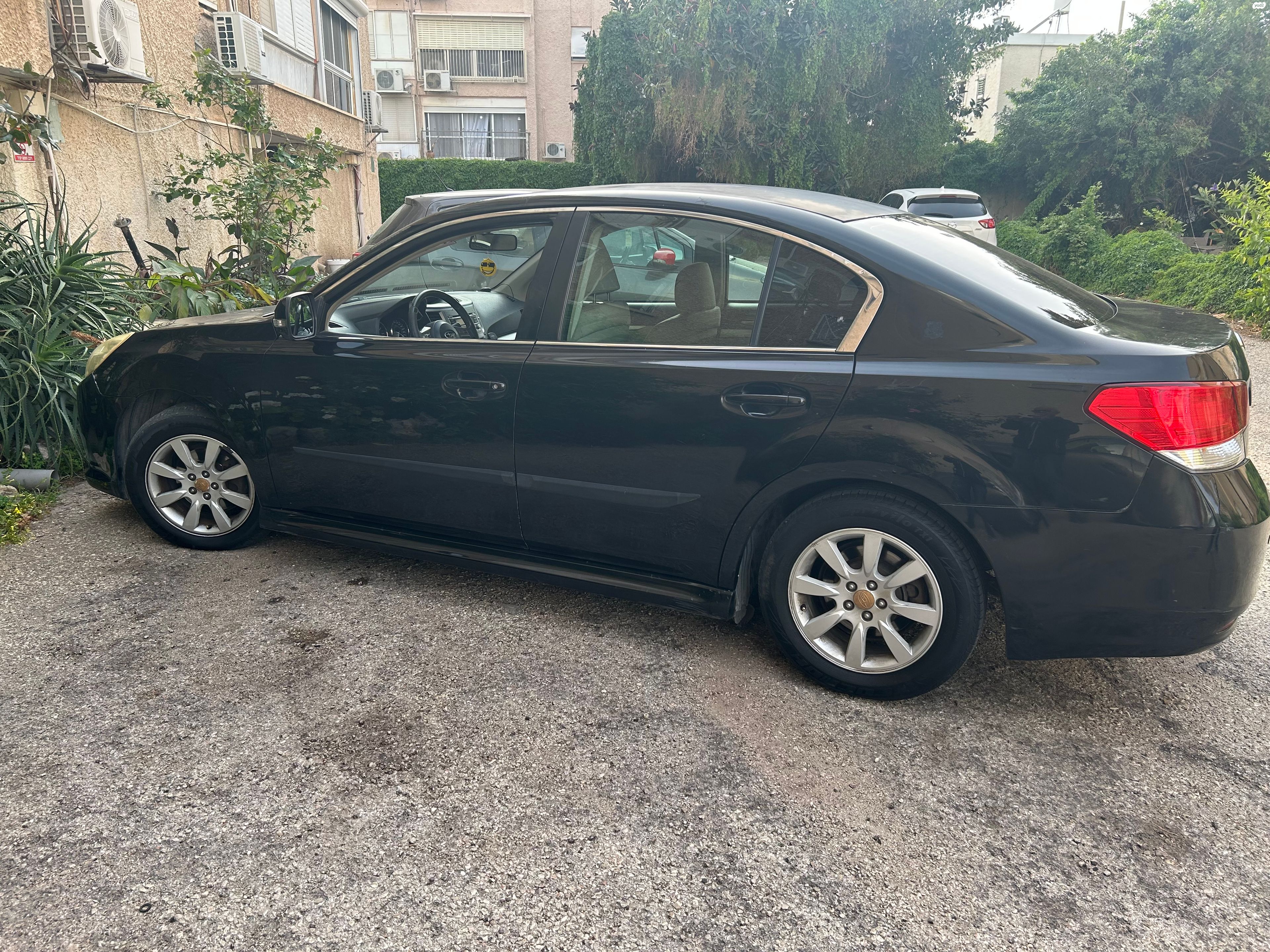 מודעת רכב סובארו B4/לגאסי