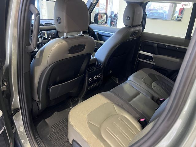 לנד רובר דיפנדר