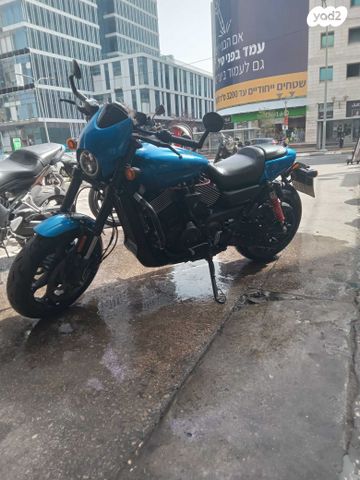 מודעת רכב הרלי דיווידסון סטריט 750