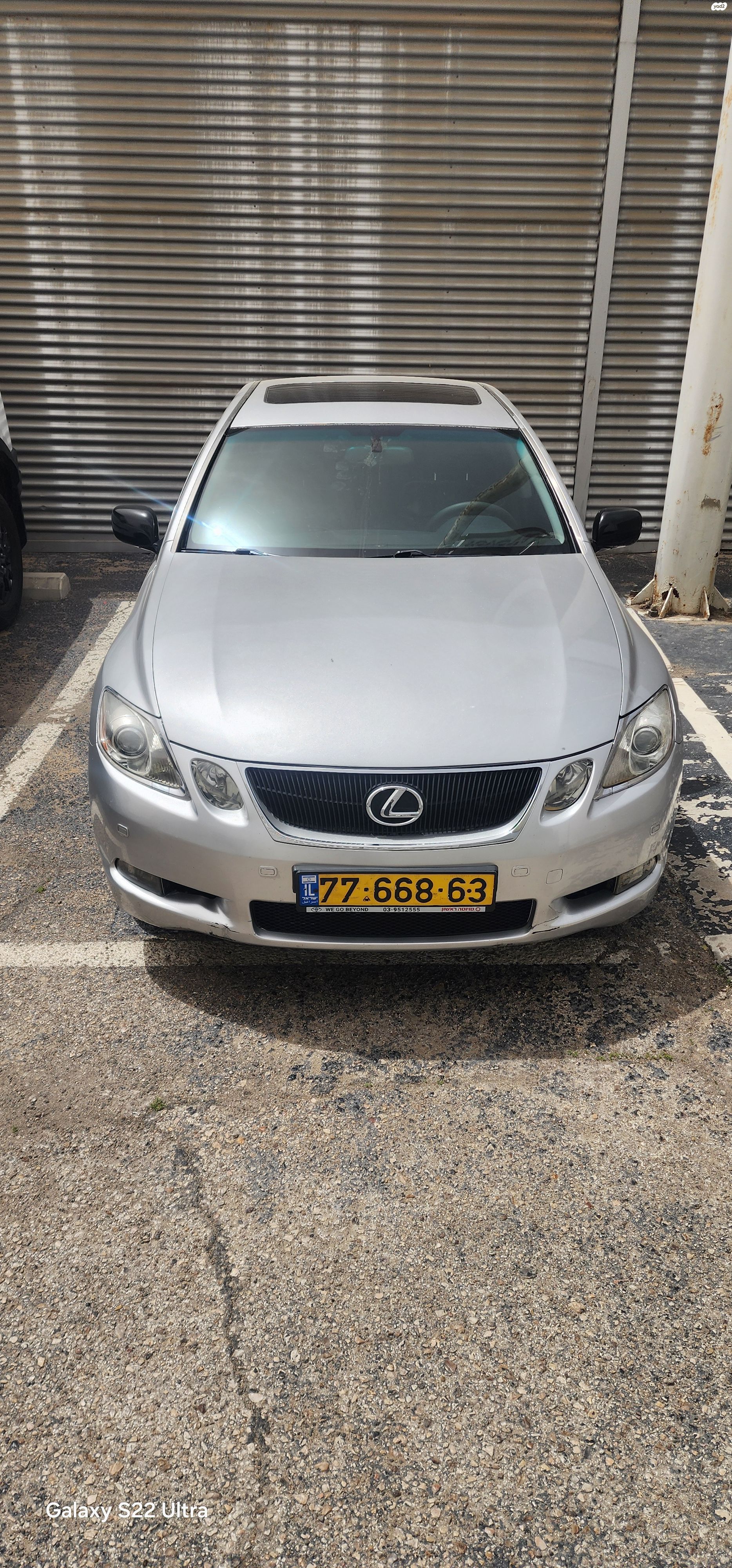 מודעת רכב לקסוס GS
