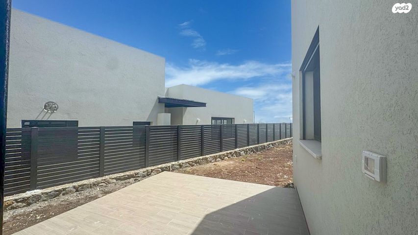 בית פרטי/ קוטג', קלע אלון 1, רובע 11, קצרין