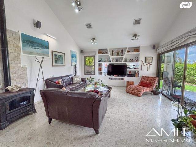 בית פרטי/ קוטג', שאר העיר, להבים